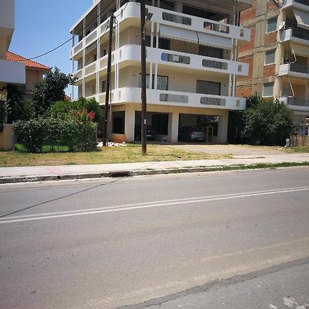 Jenny'S Luxury Flat Near The Center & Beach كالاماتا المظهر الخارجي الصورة