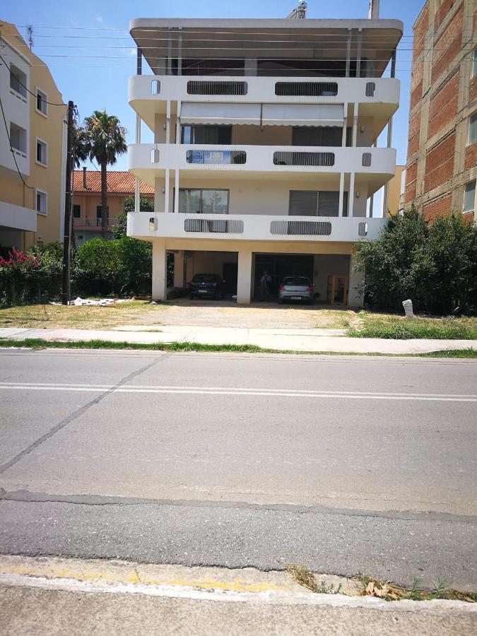 Jenny'S Luxury Flat Near The Center & Beach كالاماتا المظهر الخارجي الصورة